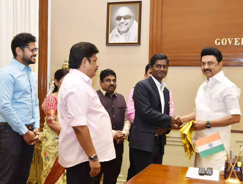 Dr. Anand Megalingam meets stalin