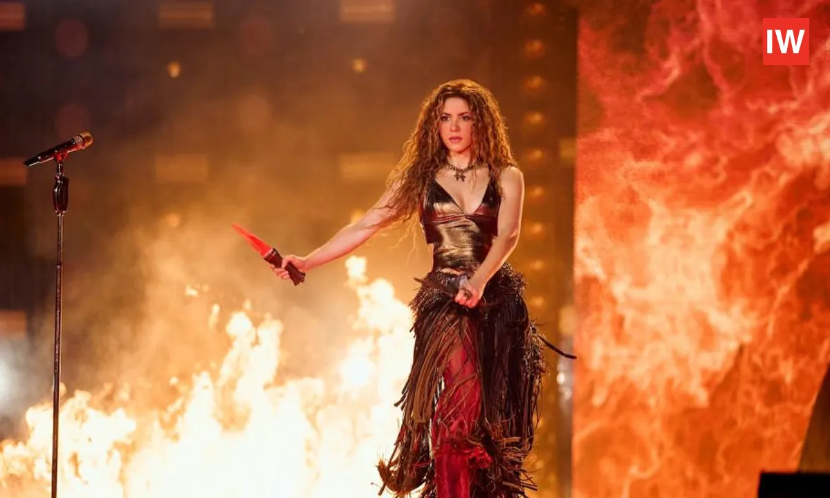 Shakira-Sets-the