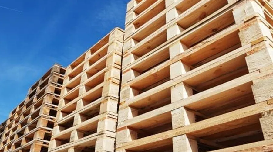 How Used Pallet Containers Can Help Your Business Cut Costs Without Compromising Quality