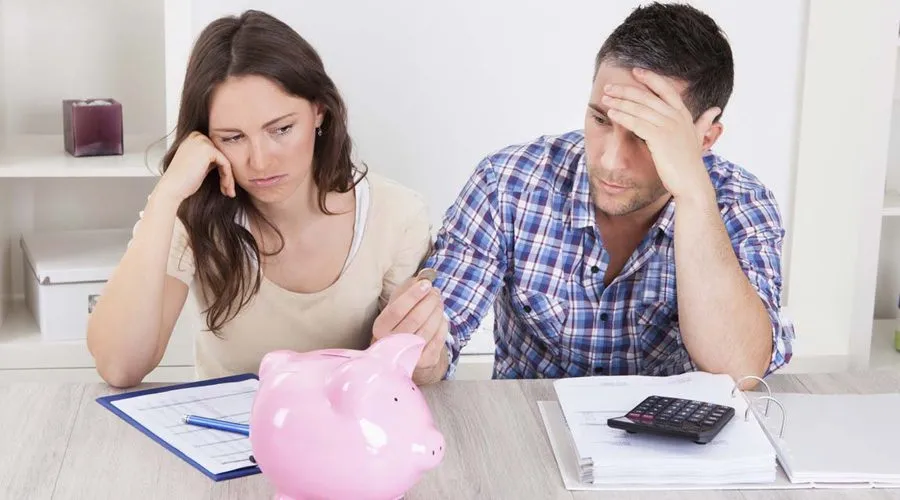 Couples,-Are-You-Making-These-Money-Mistakes