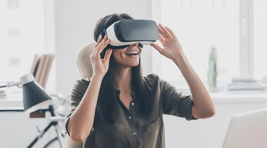VR