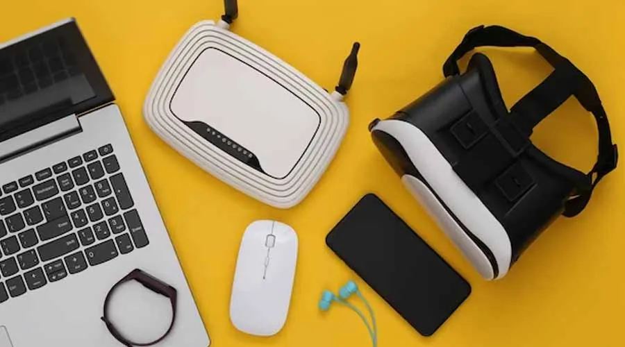 Top-10-Best-Tech-Gadgets-that-will-Upgrade-Your-Desk-Space
