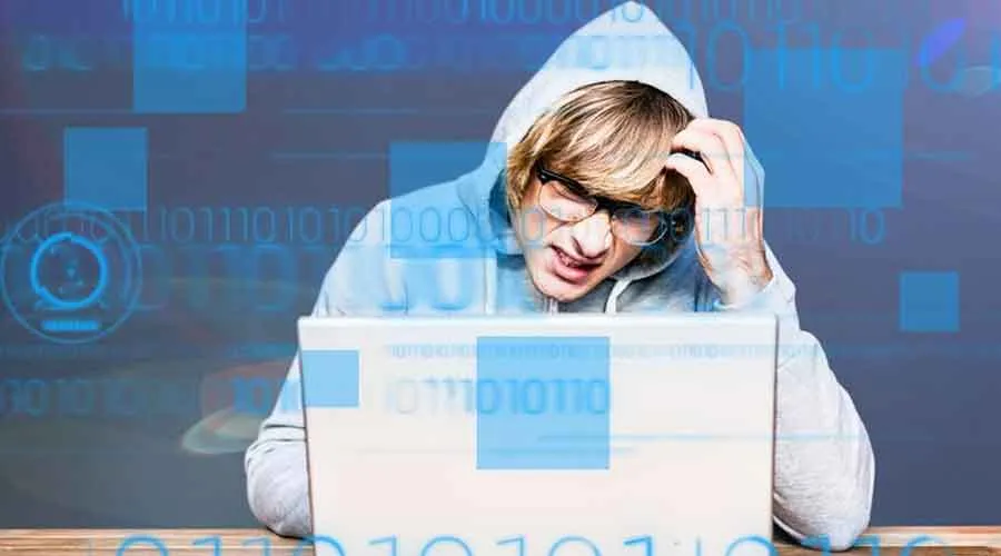 10-Tech-Mistakes-to-Avoid-being-Target-of-Hackers