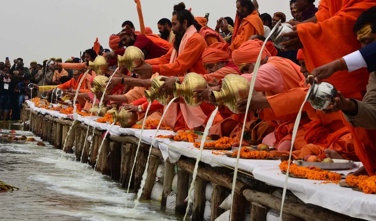 kumbh-mela_large_1753_166