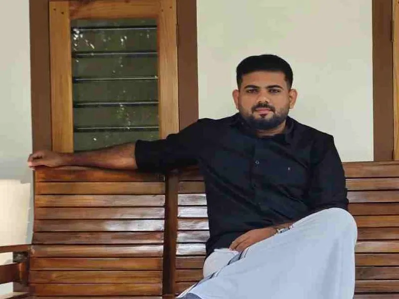 Zomato-Boy-PKG-T