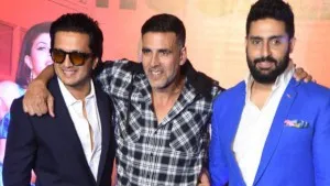 Riteish-Deshmukh-Akshay-Kumar-and-Abhishek-Bachchan-678x381