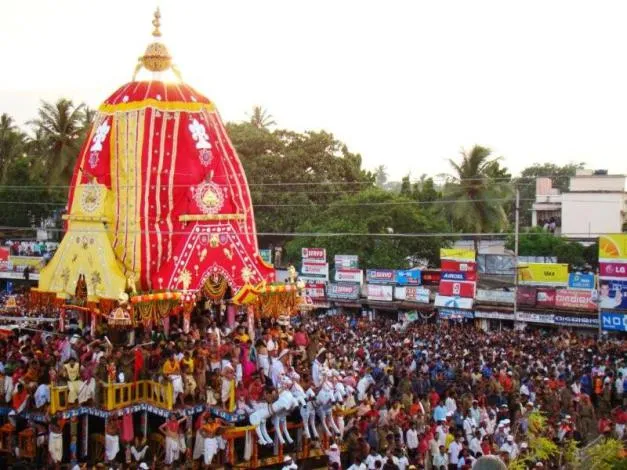 nandighosa ratha pulling