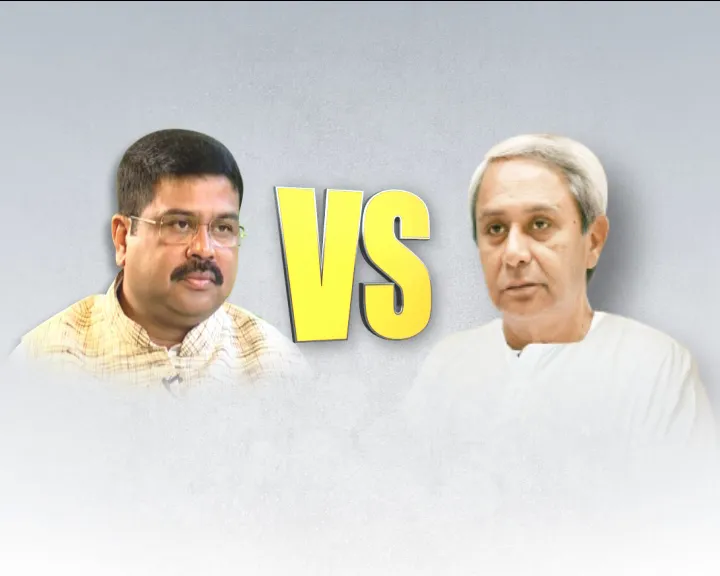 naveen vs dharmendra