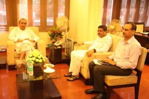 Dharmendra Pradhan meets Naveen Patnayak