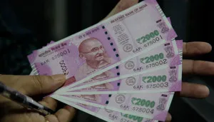 626825-rupee