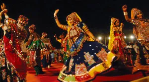 garba-raas-of-gujarat