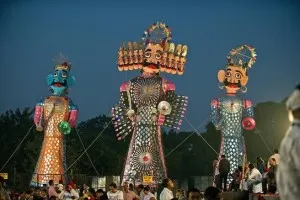 how-india-celebrates-dussehra-in-delhi