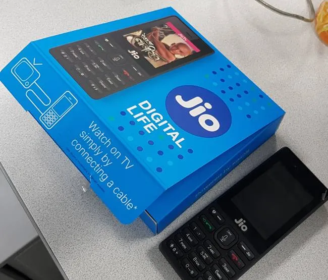 jio-phone-3_092217041533