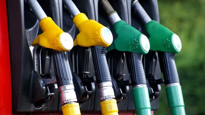 petrol price remain constant during election