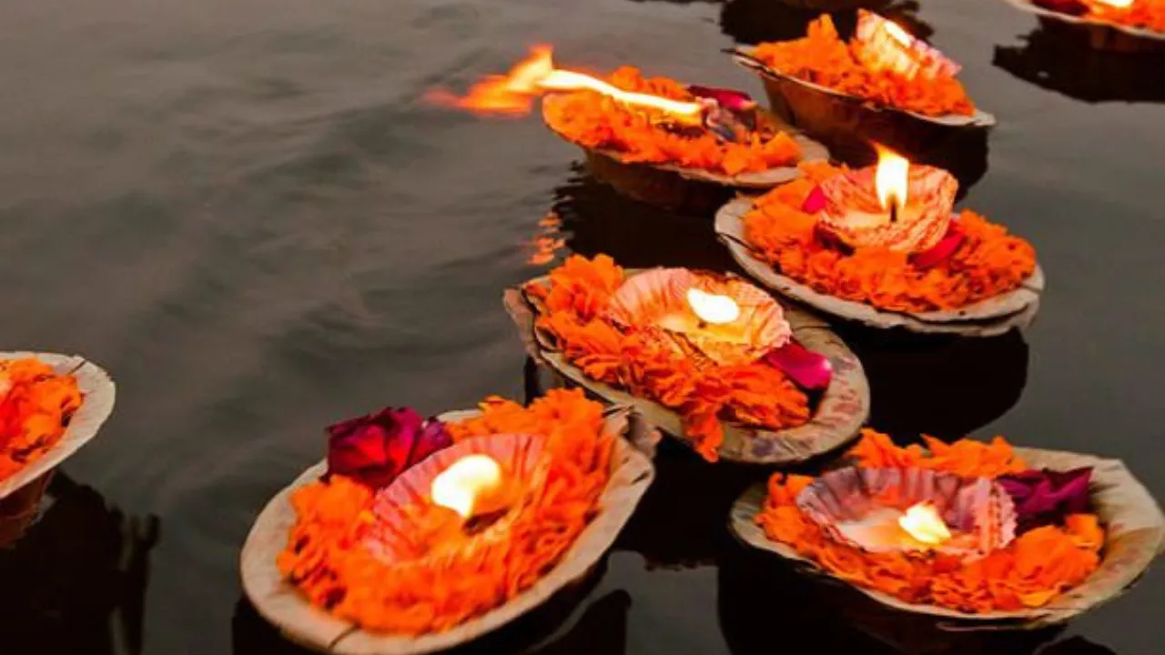 Floating Lamps