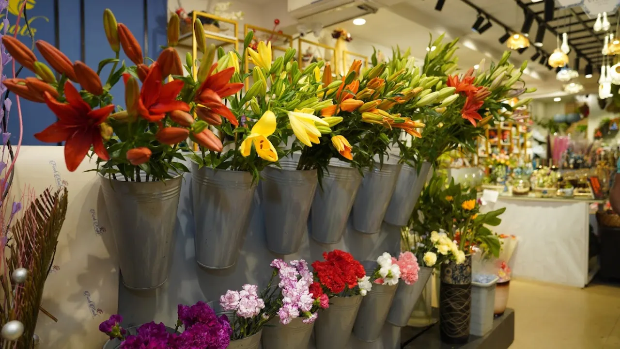 fresh flowers in bangalore