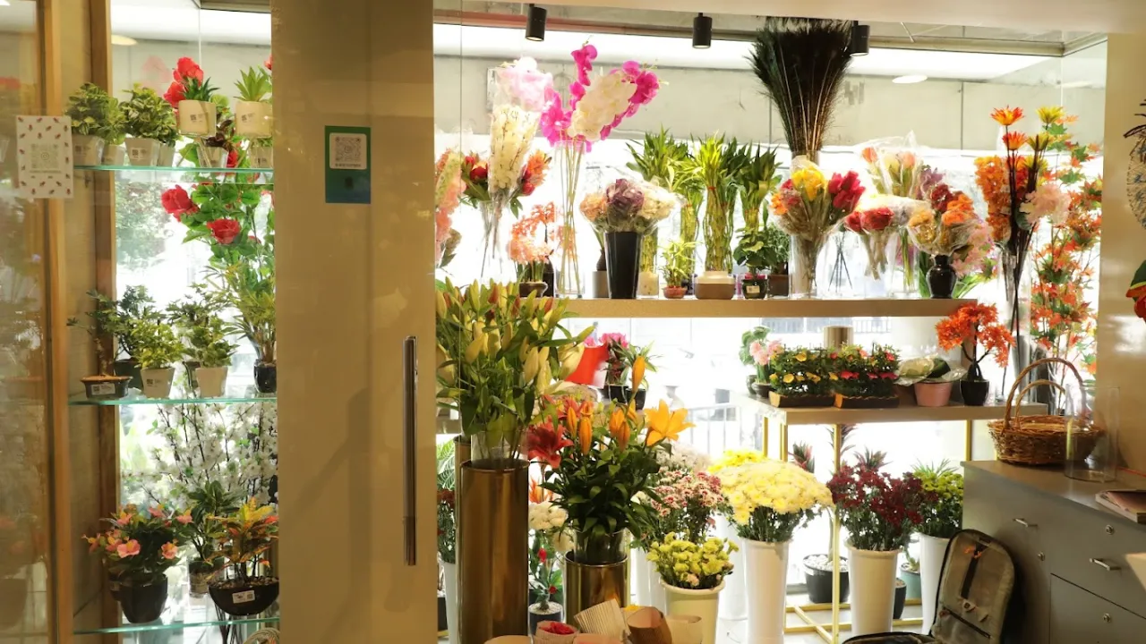 fresh flowers in bangalore