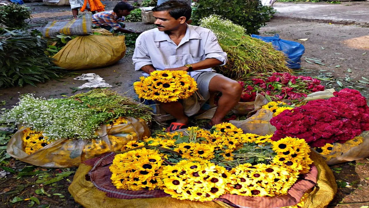 largest flower markets in Asia