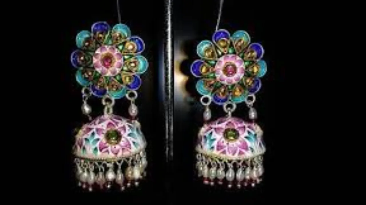 Banaras Gulabi Meenakari Craft 