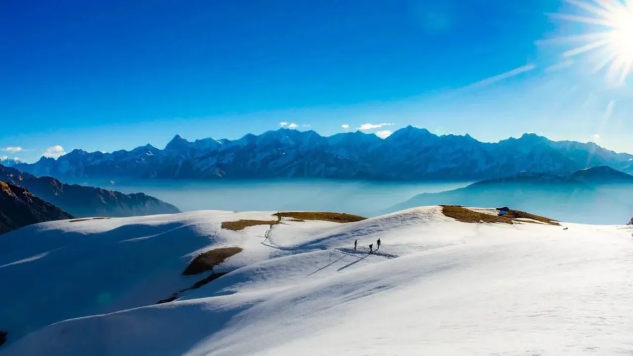 Dayara Bugyal Trek