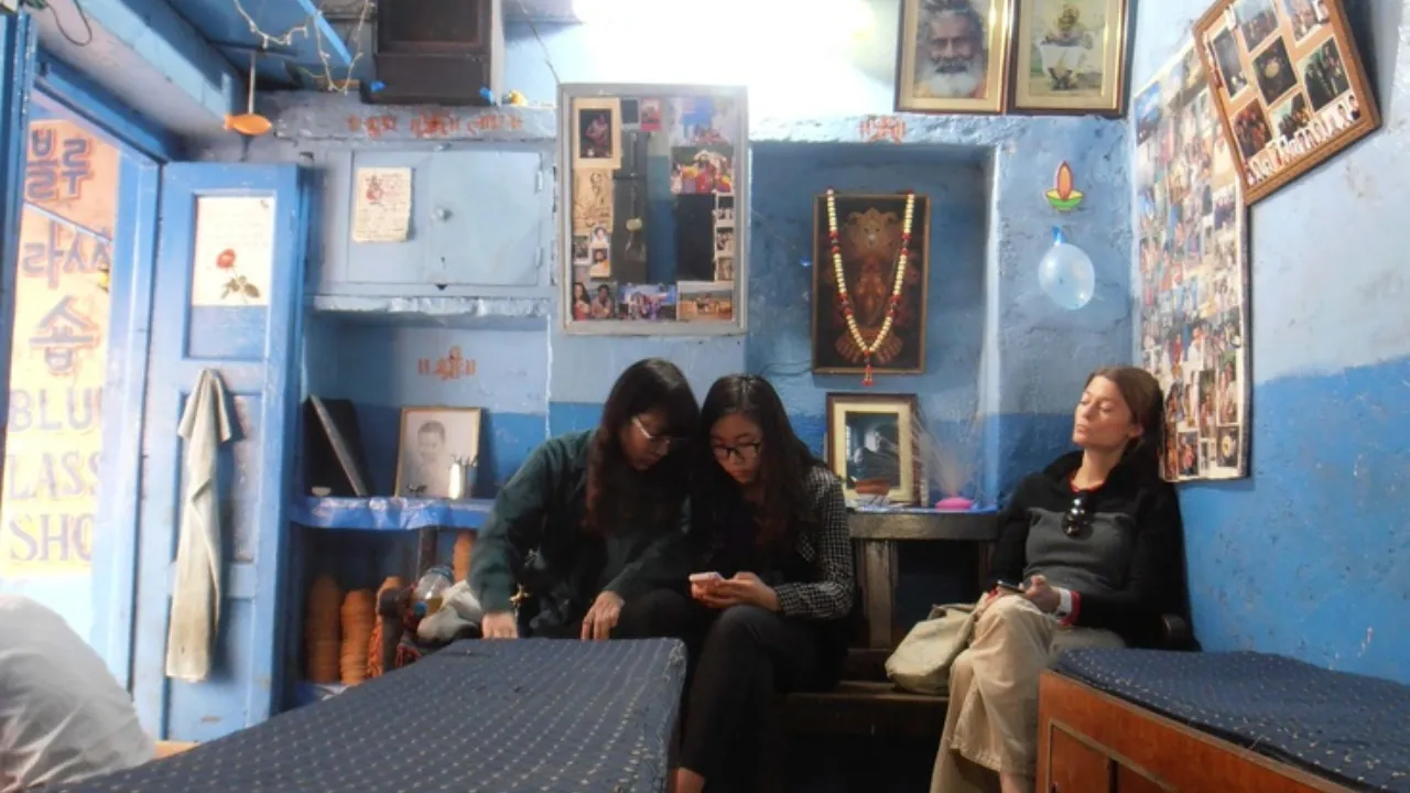 Blue Lassi Shop23