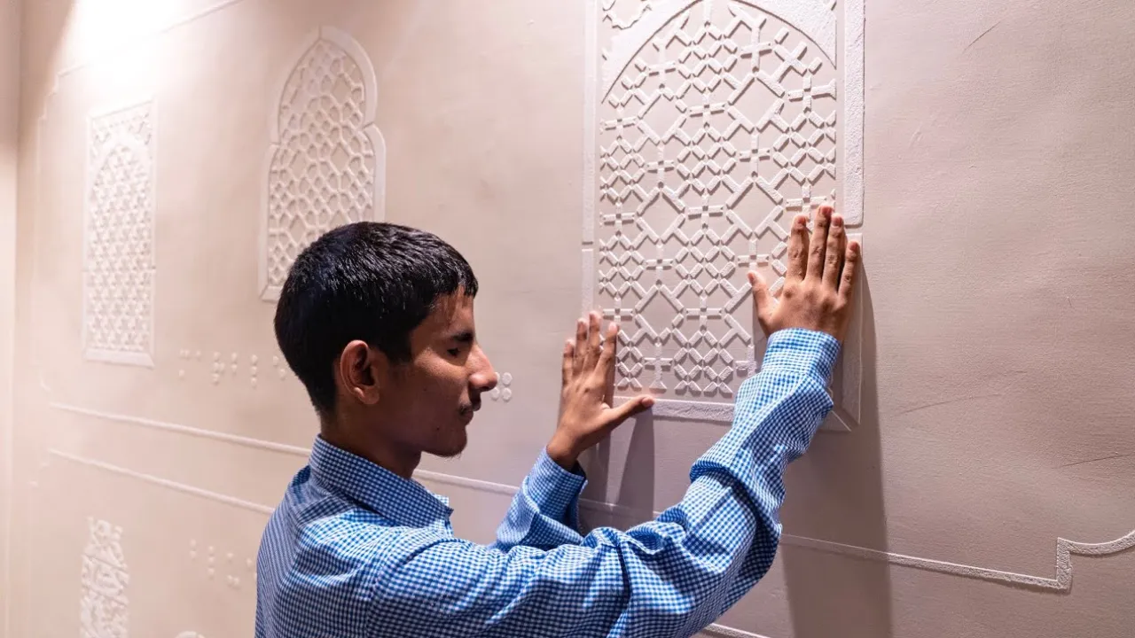 INDOOR TACTILE MUSEUM 