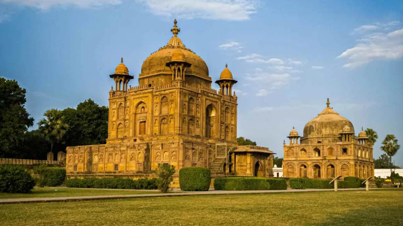 Khusro Bagh