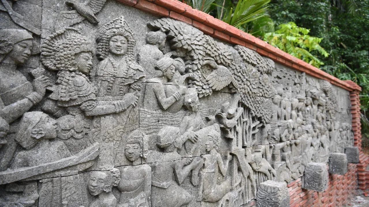 Stone Mural Park