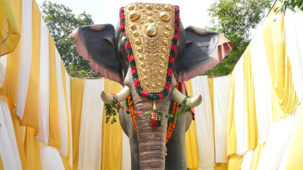 Mechanical Elephant to Thrissur Temple