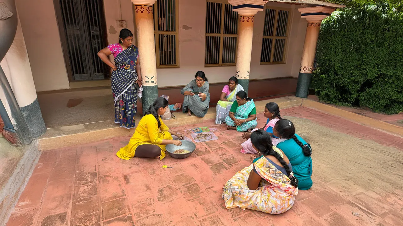 Smrithi training women artisans