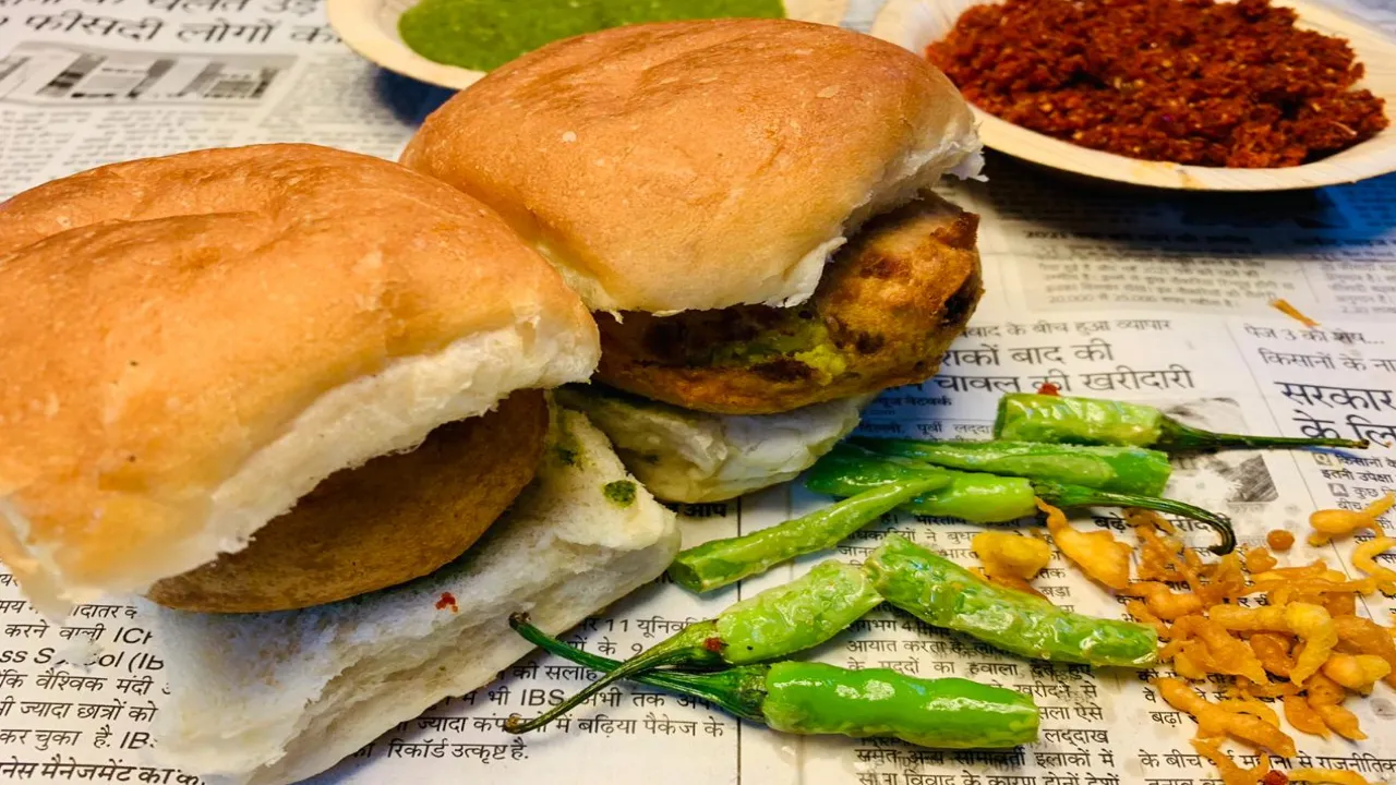 Best Vada Pav in Mumbai