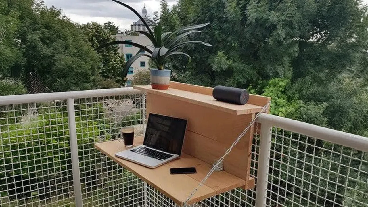 haanging desk organizer