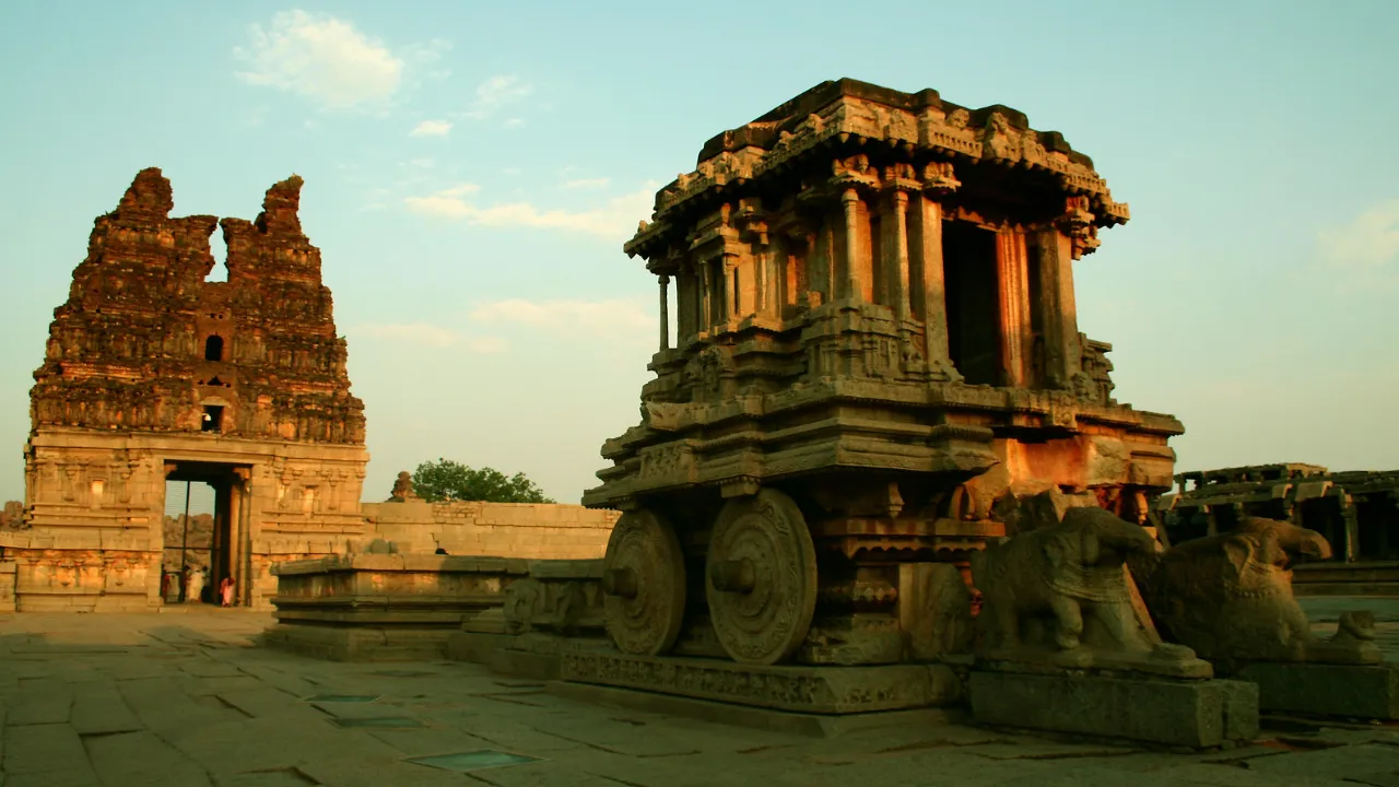 hampi best time to visit