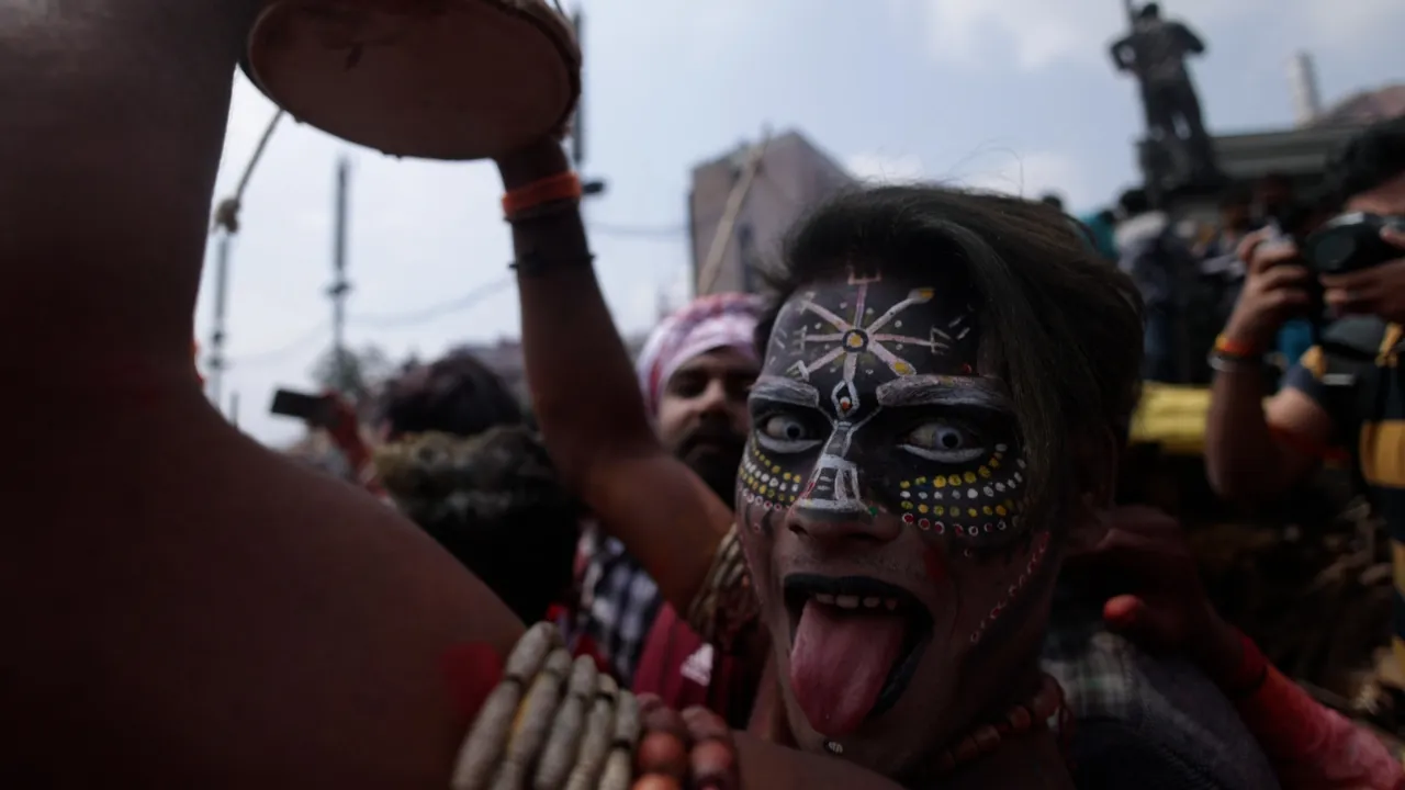 Rangbhari Ekadashi in Varanasi 