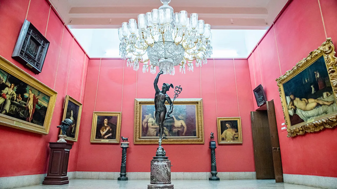 Maharaja Fateh Singh Museum