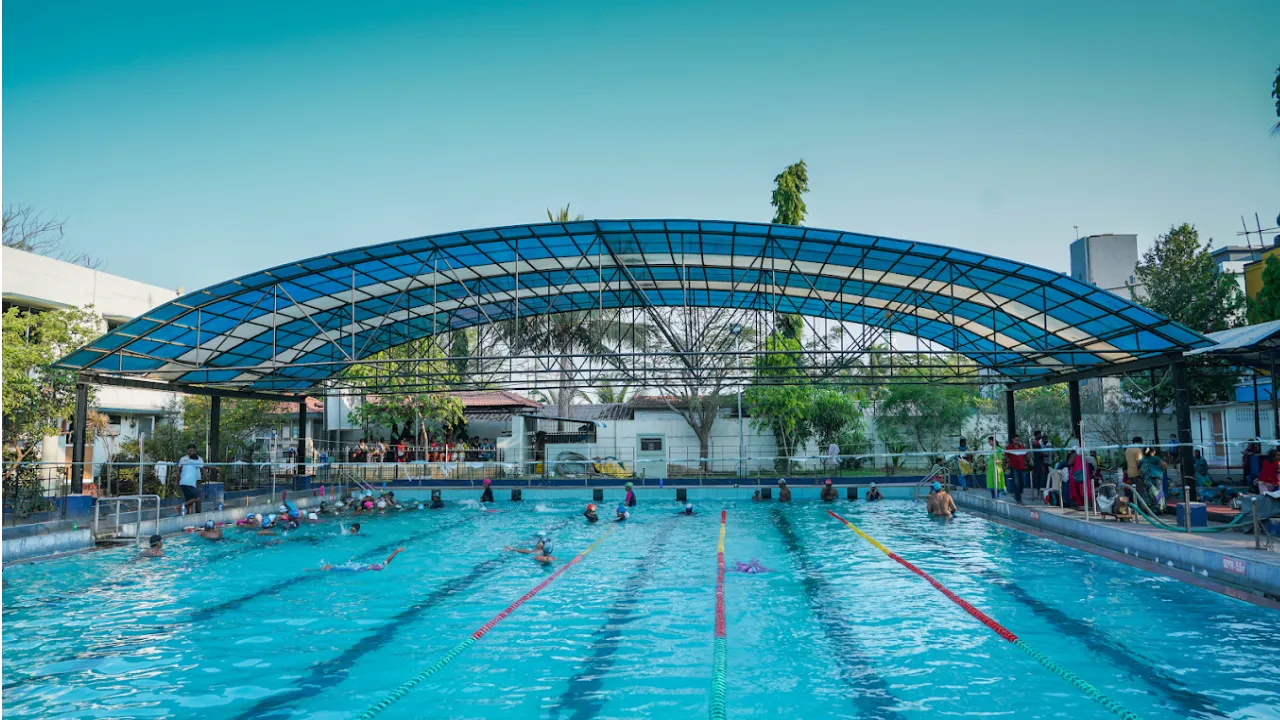 Dolphin SDAT Swimming Pool, Mogappair