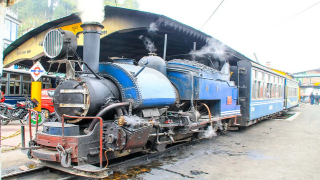 toy train darjeeling booking online ticket price