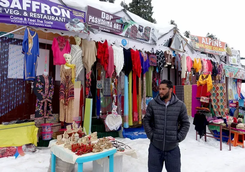 market in gulmarg 