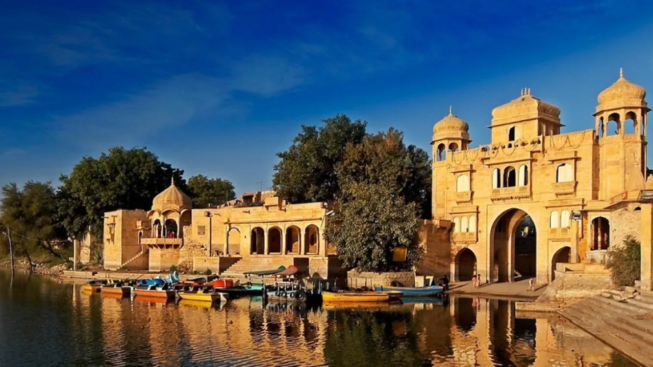 lake in rajasthan