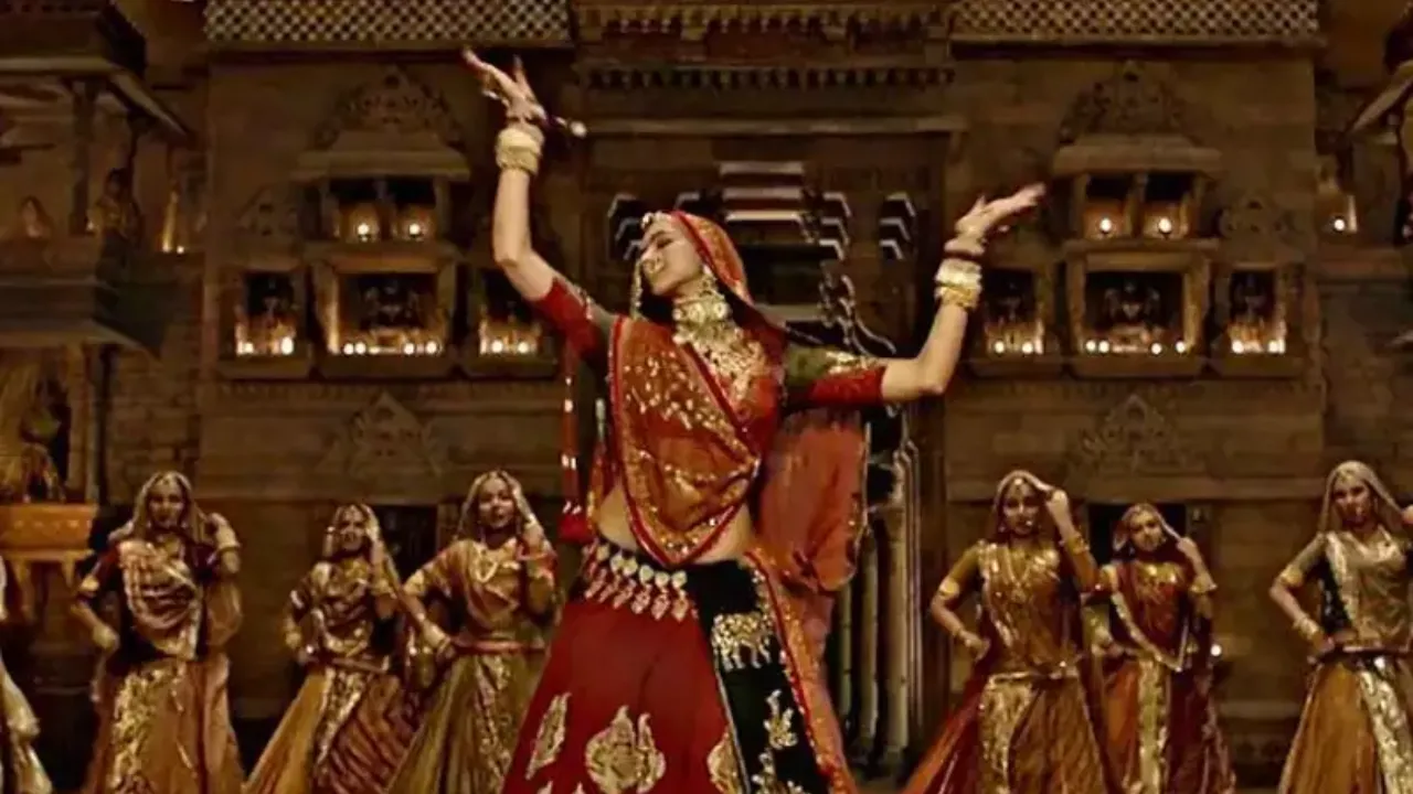 ghoomar dance