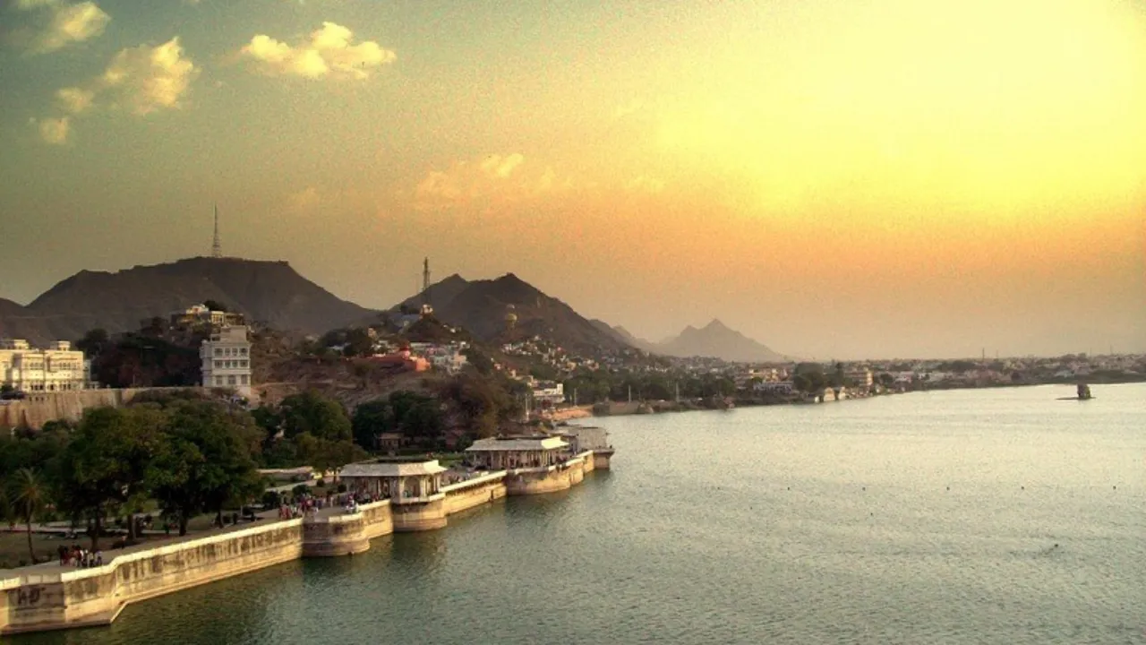 lake in rajasthan