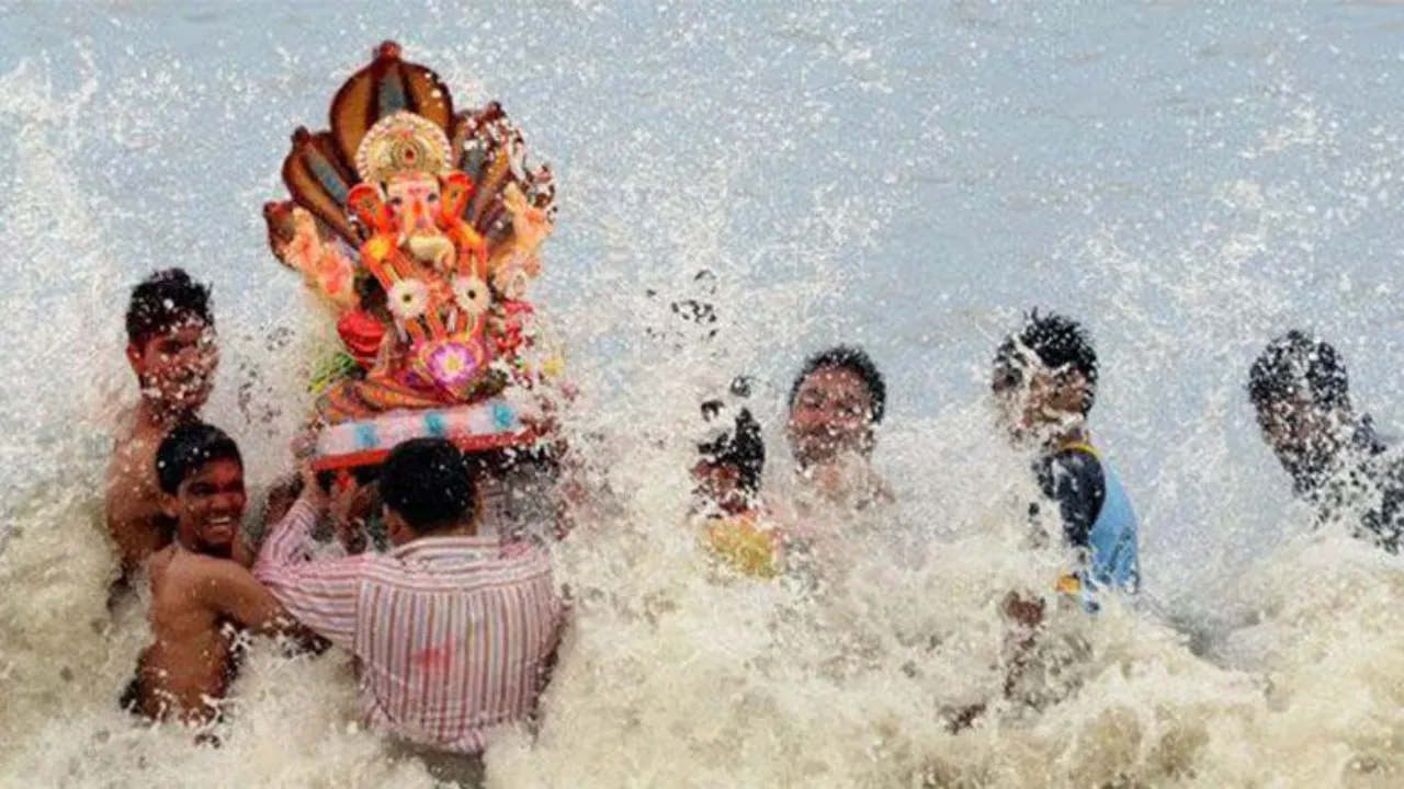 Story of Ganesh Visarjan