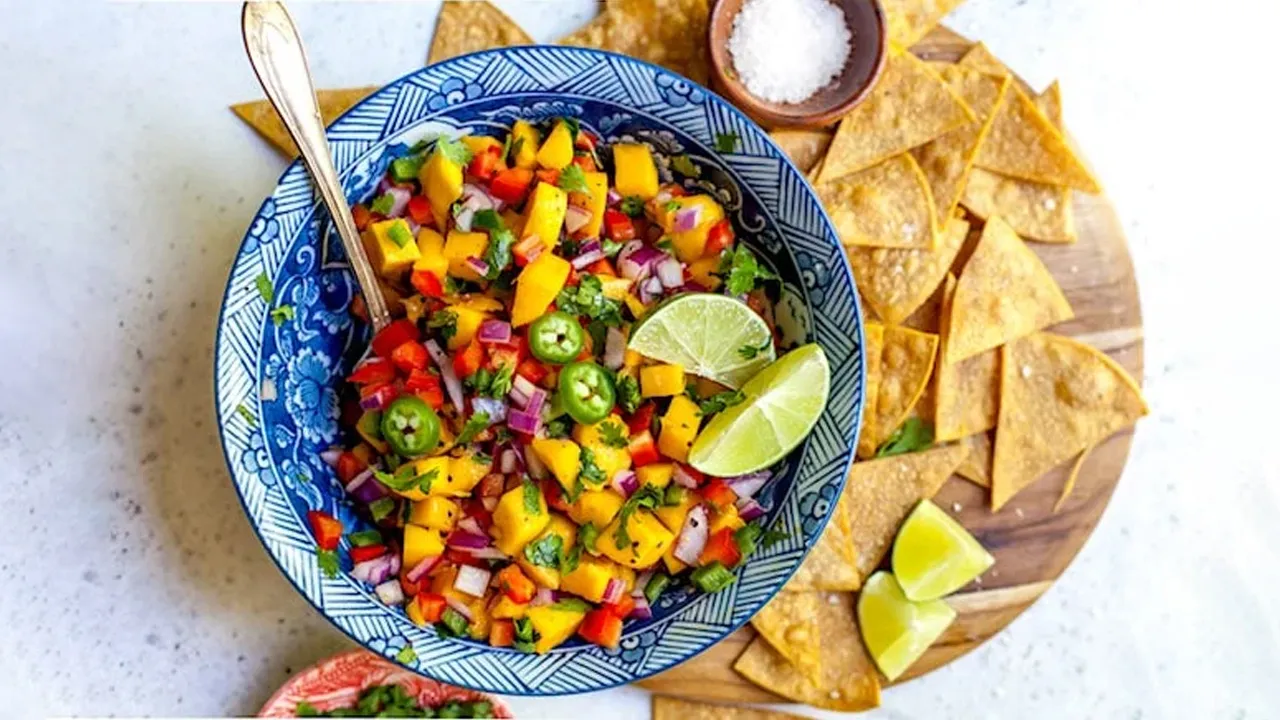 Mango Salsa Dip