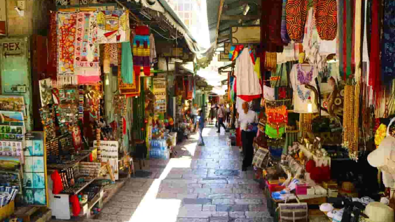 Ooty's Main Bazaar