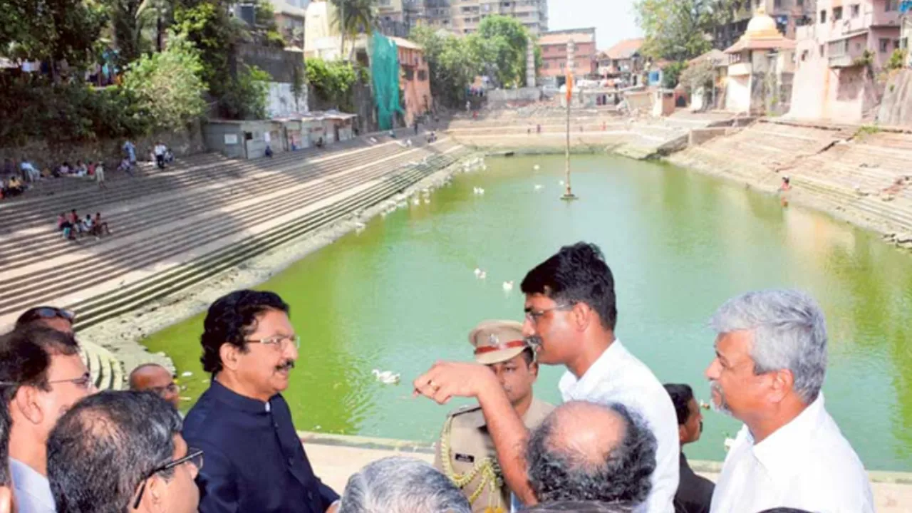  Banganga Tank desilting 