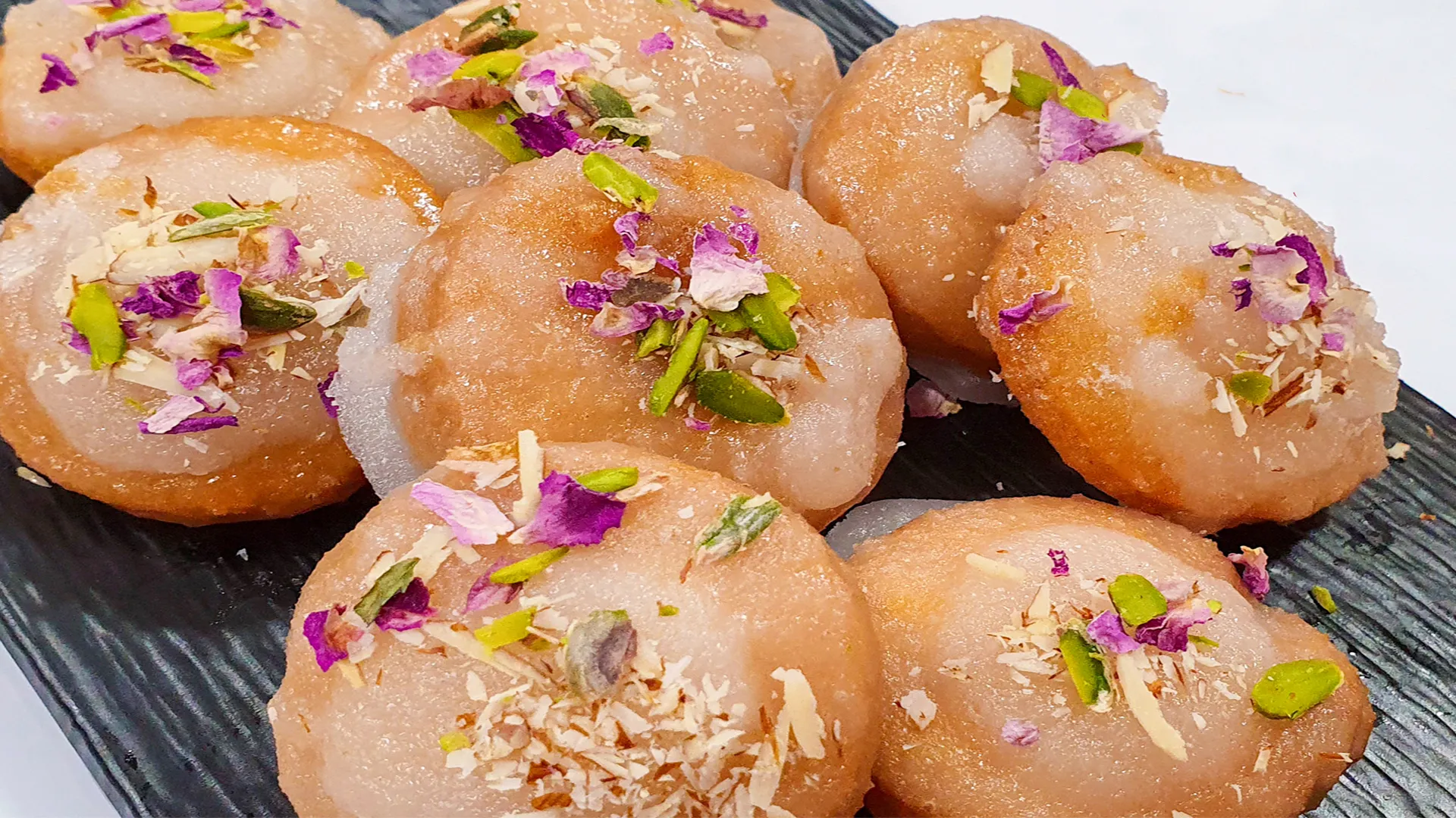 Shahi Kachori