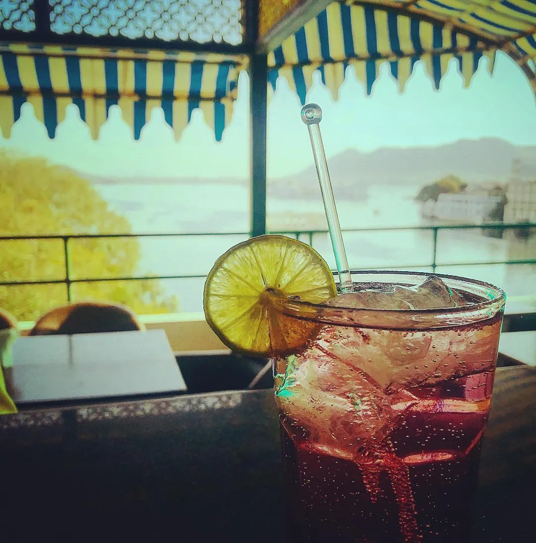 Jheel’s Ginger Coffee Bar and Bakery