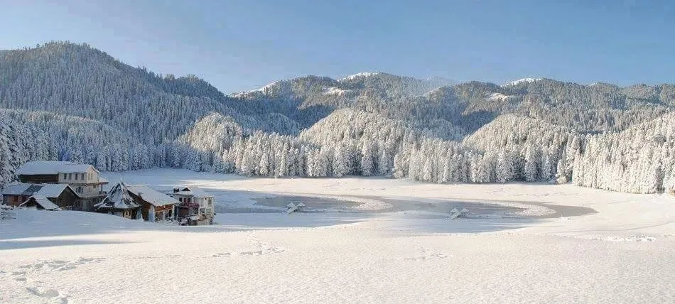 snow in India