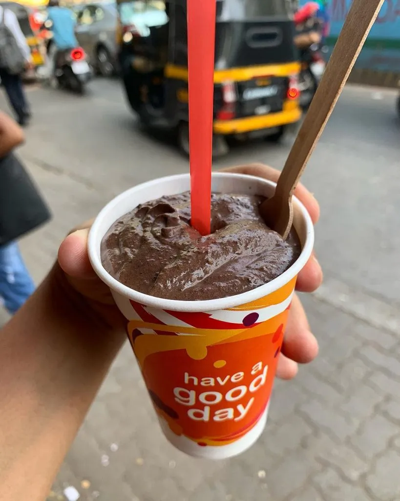 Eateries outside Mithibai college
