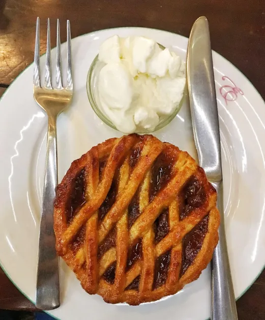 pie places in Delhi